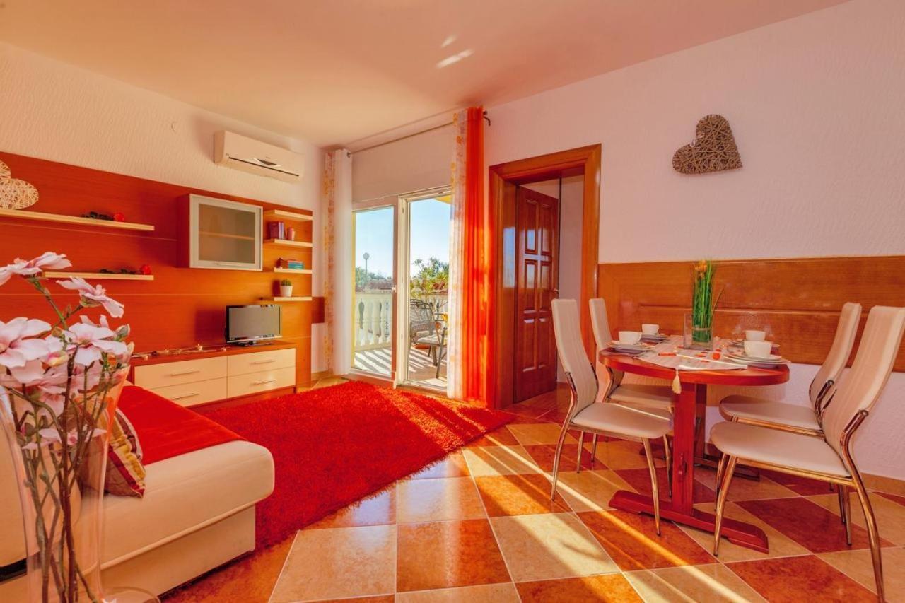 Villa Oleander Драмал Екстериор снимка