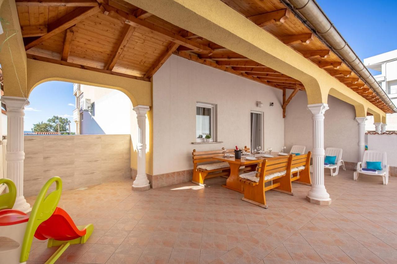 Villa Oleander Драмал Екстериор снимка