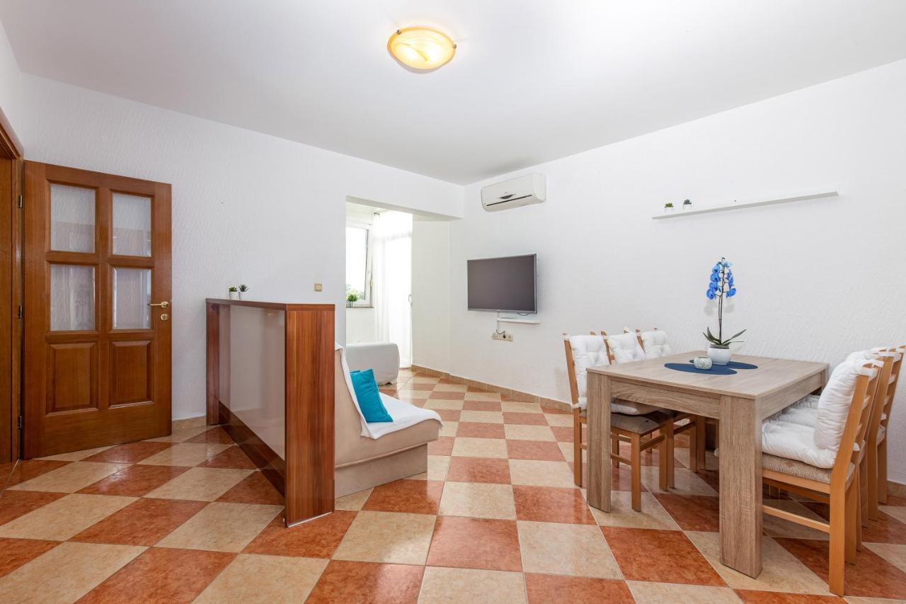 Villa Oleander Драмал Екстериор снимка